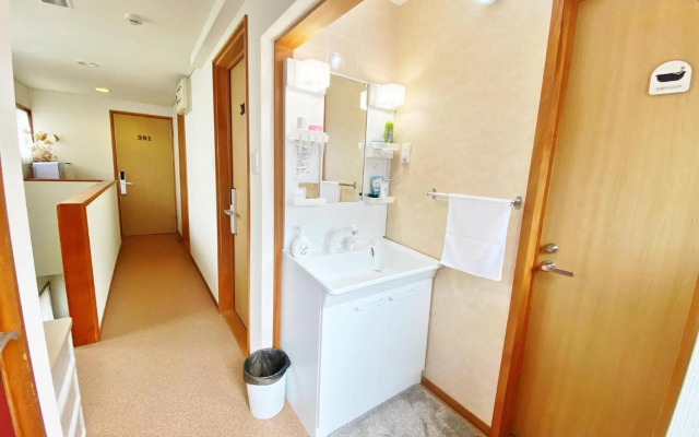 Reina Building 4F / Vacation STAY 61776