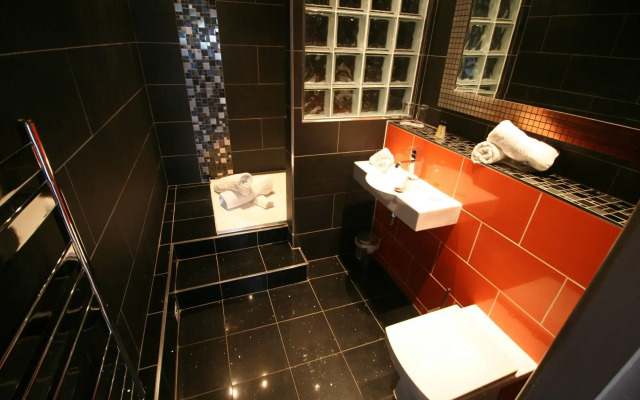 Cricklade House Hotel, Sure Hotel Collection by Best Western