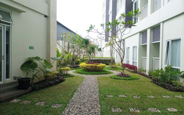 Comfy And Tranquil Studio Taman Melati Sinduadi Apartment