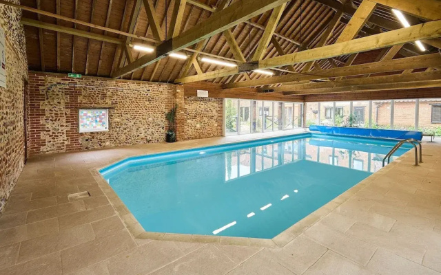 Host Stay Granary Barn