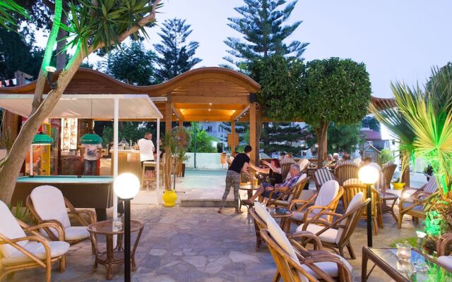 Paradise Hotel Apartments