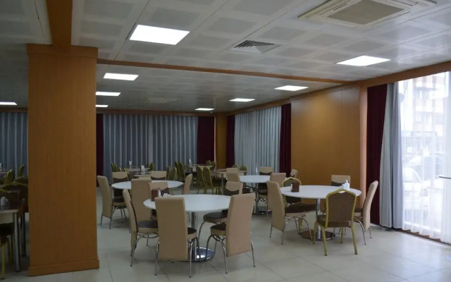 Quars Garden Hotel