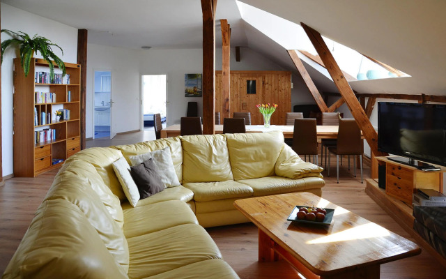 Apartment, Burow In Burow