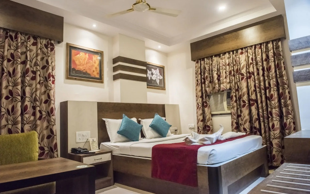 Hotel Pushpak