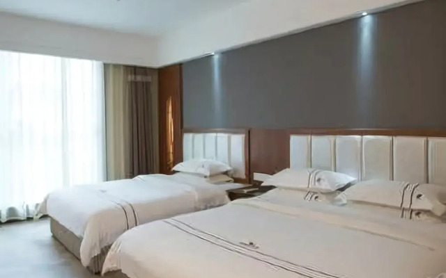 Xinqidian Hotel (Yongshun Furong Town)