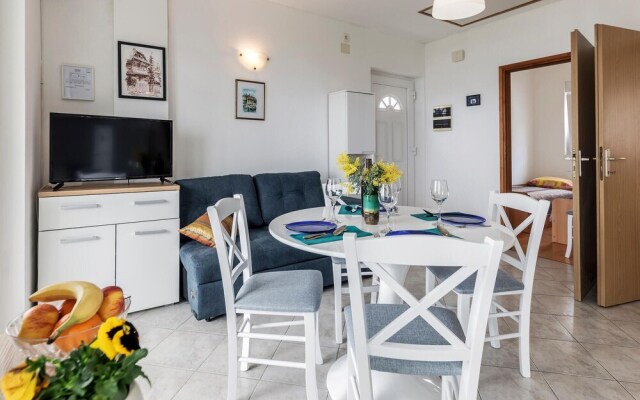 Awesome Home in Pula With 4 Bedrooms and Wifi