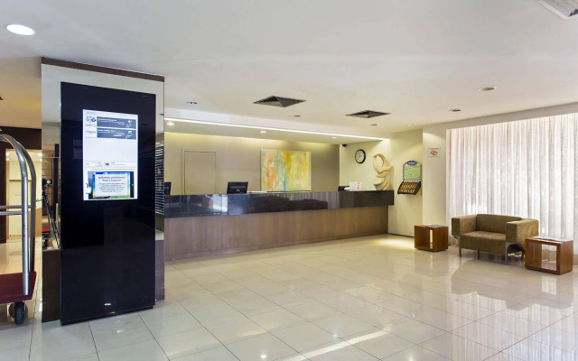 Stream Palace Hotel