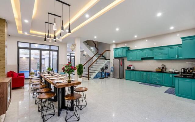 Villa 8PN Nguyễn Hữu Tiến