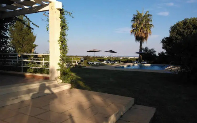 Quinta Da Moura - Casa De Campo