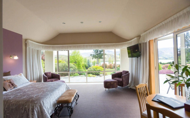 The Shan's Luxury Lodge