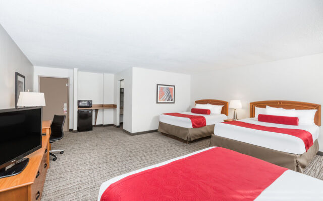 Ramada Ankeny