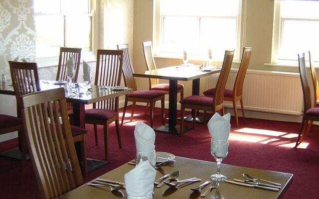 The Cliffemount Hotel