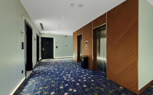 Отель Verta Hotel Al Olaya Riyadh