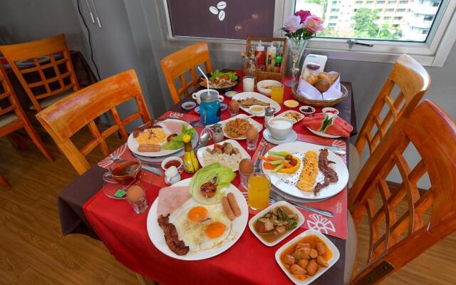 Journeyhub Pattaya Central