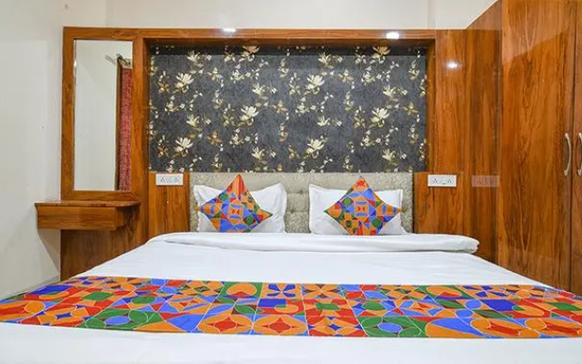 FabHotel Royal Palace Indore