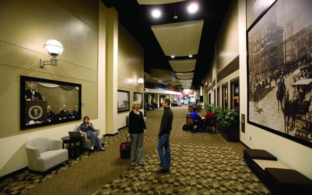 Canad Inns Destination Center Grand Forks
