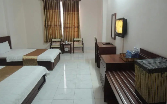 Tay Nam Hotel