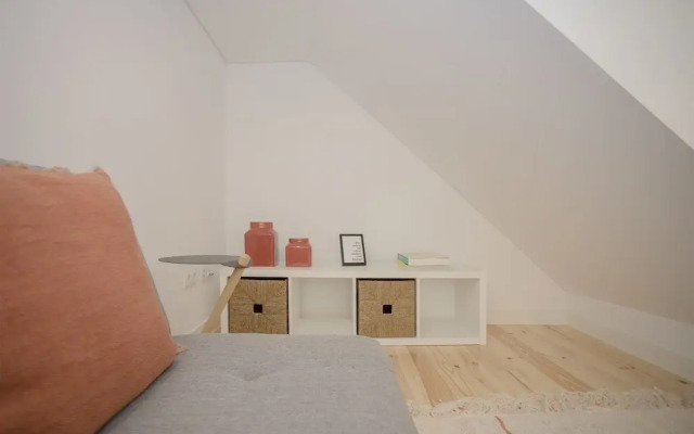 Liiiving In Porto Terrace & Sunny Apartment