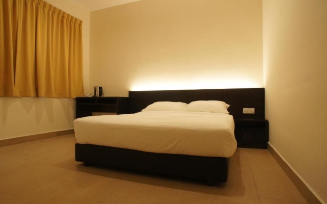 Merlin Hotel – Guest Rooms – Port Dickson