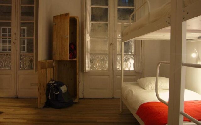 APT Slow City Hostel