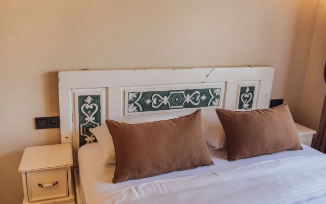 Sakli Tas Konak Otel