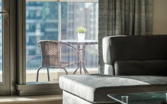 Stunning flat with balcony in Sparkle Tower