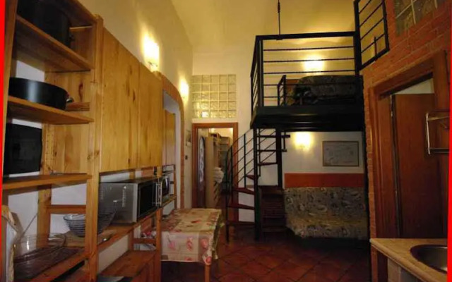 Aabacus Roman Pyramid House