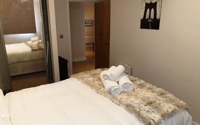 Birmingham Garnet, 3 Bedroom Apartment