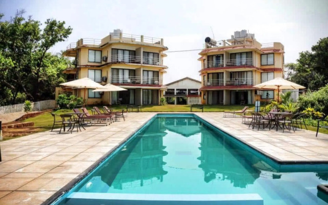 Avisa Nila Beach Resort