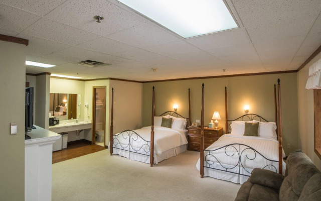 Sugarcreek Village Inn