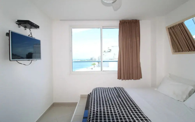 Penthouse with private pool - Copa - B8