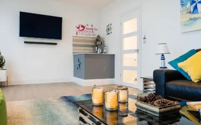 Quayside - Modern Apartment