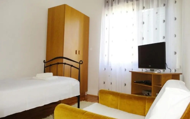 Božana - With Parking - A1