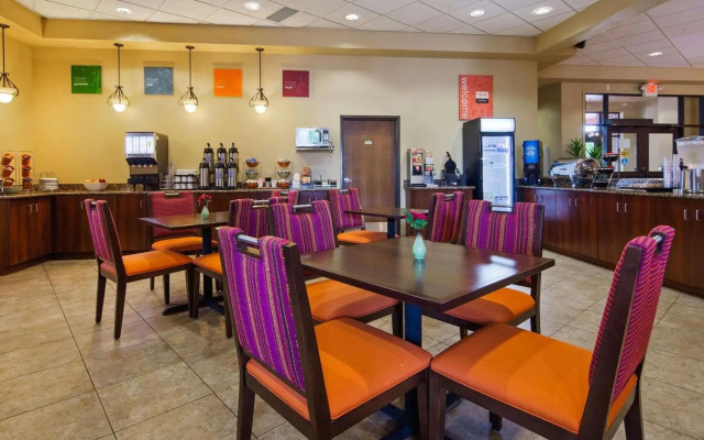 Radisson Hotel River Falls