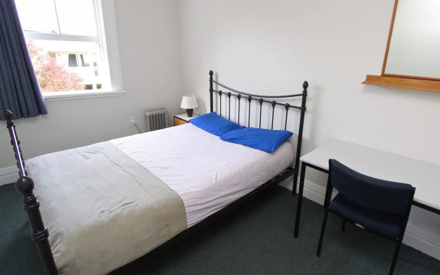 Rucksacker Backpacker Hostel