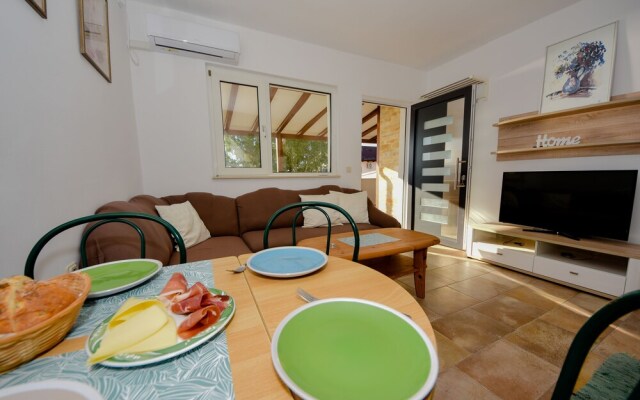 Seaside Serenity Suite Left