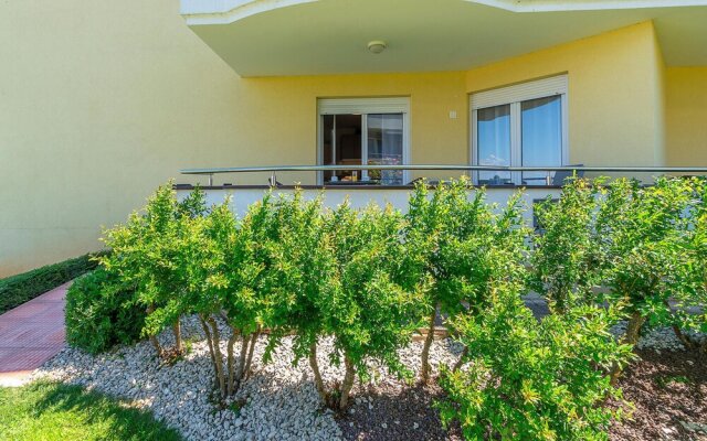 Beautiful Apartment in Savudrija With 1 Bedrooms, Wifi and Outdoor Swimming Pool