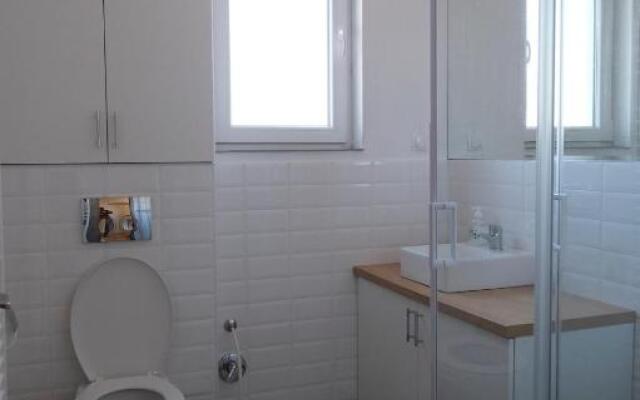 Solomon Apartments Room nr 5