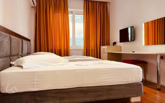 3B Suites