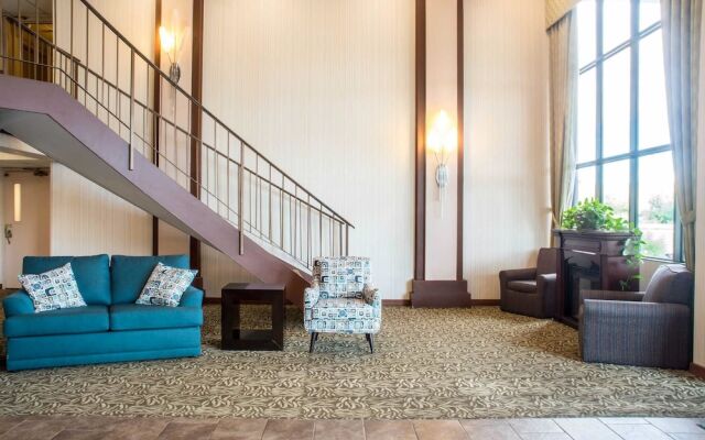 Rodeway Inn Rochester Airport