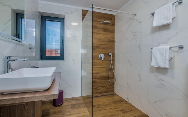 Beautiful Apartment in Punat With Wifi and 2 Bedrooms