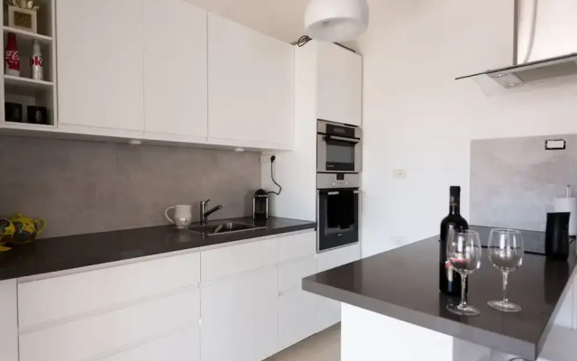 Amazing Apartment near Mahane Yehuda