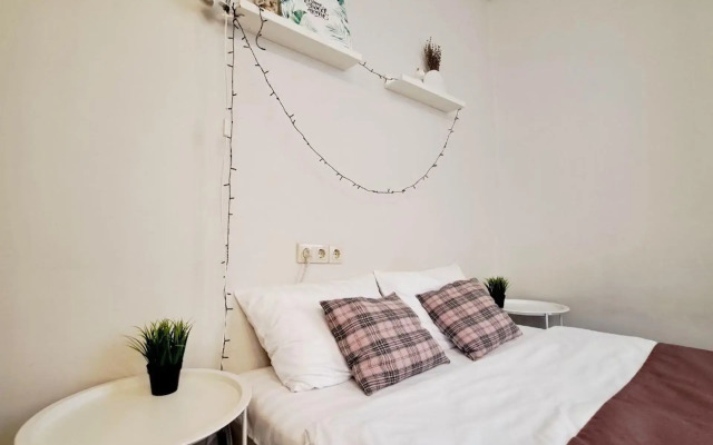 Apartments on Molodogvardeyskaya 2/7a street