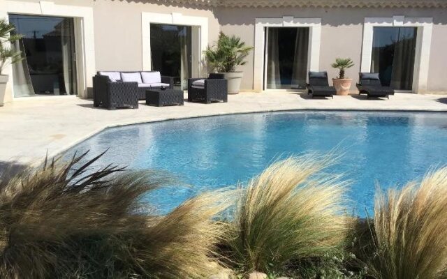 Maison D'hotes Les Vignes