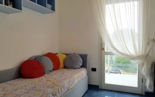 Oltremare apartment with large veranda for 6 people