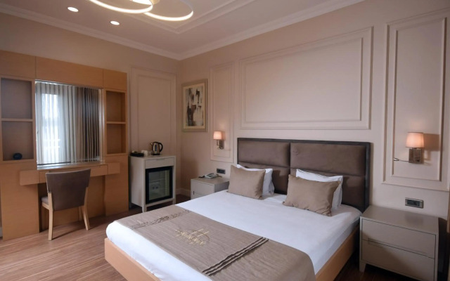 Continental Hotel