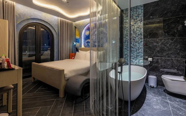 PYNT Hotel 2