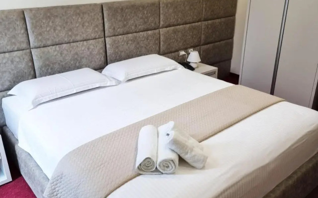 Hotel Emigranti 2
