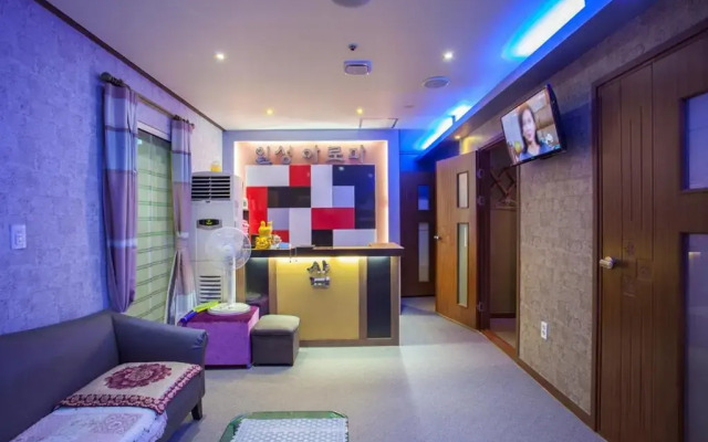 Ilsung Jeju Condo