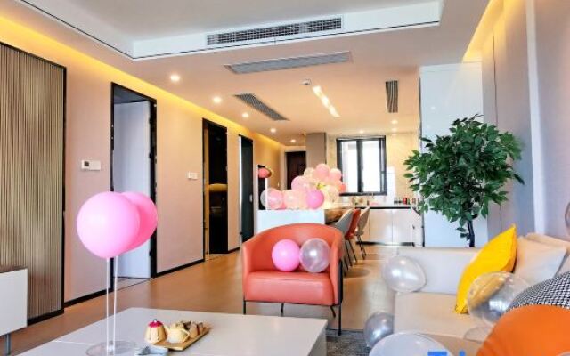 Zaishui Yifang Holiday Hotel